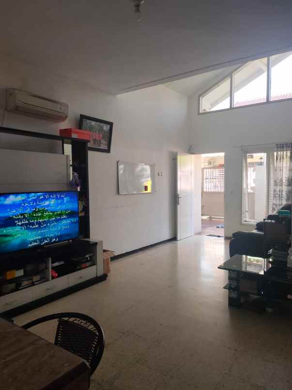 dijual rumah jalan baruk utara