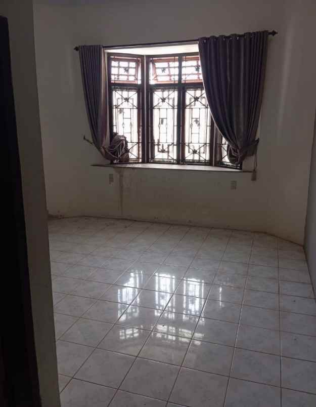 dijual rumah jalan beo indah i sei