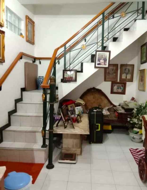 dijual rumah jalan ciniru