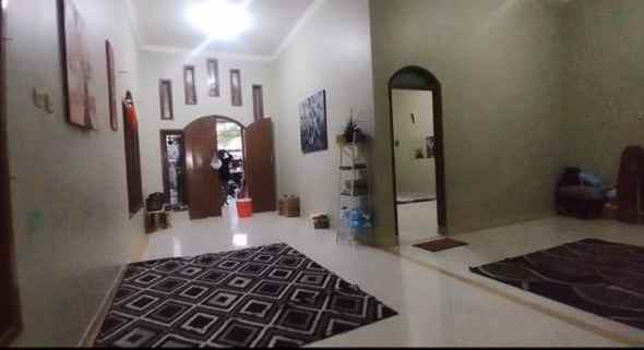 dijual rumah jalan dewi sartika