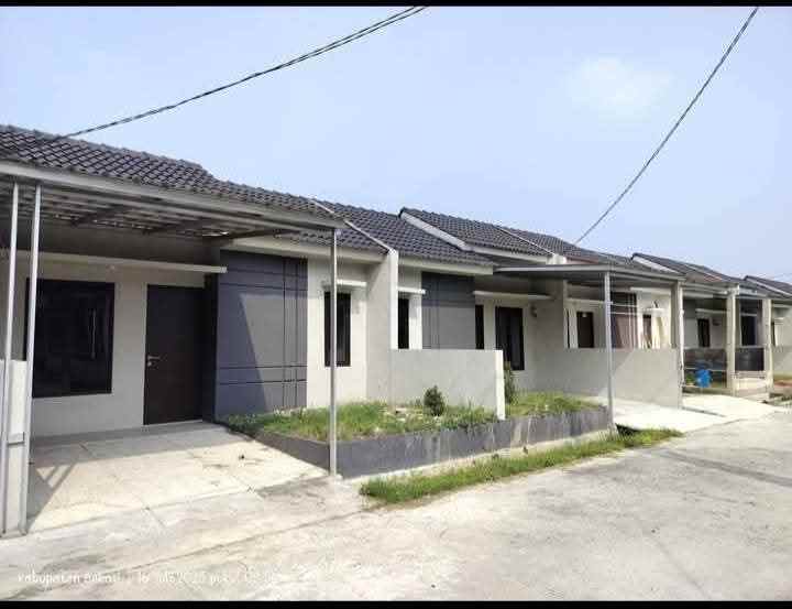 dijual rumah jalan irigasi sindang mulya