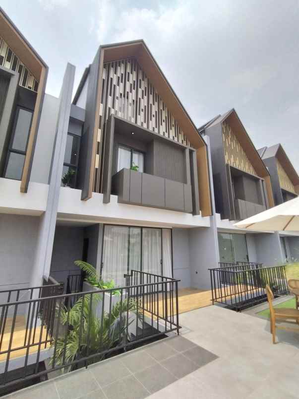 dijual rumah jalan kahfi 1