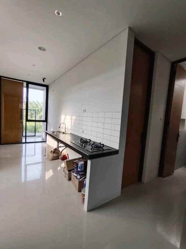 dijual rumah jalan kaliurang km 11