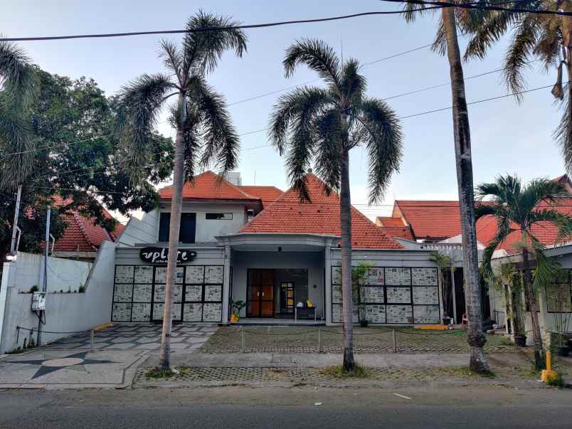 dijual rumah jalan kapuas