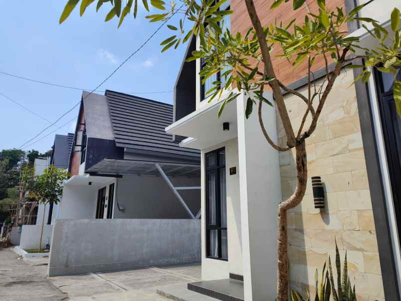 dijual rumah jalan karangjati