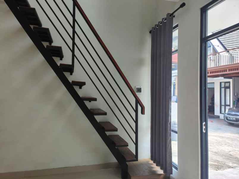 dijual rumah jalan karangjati