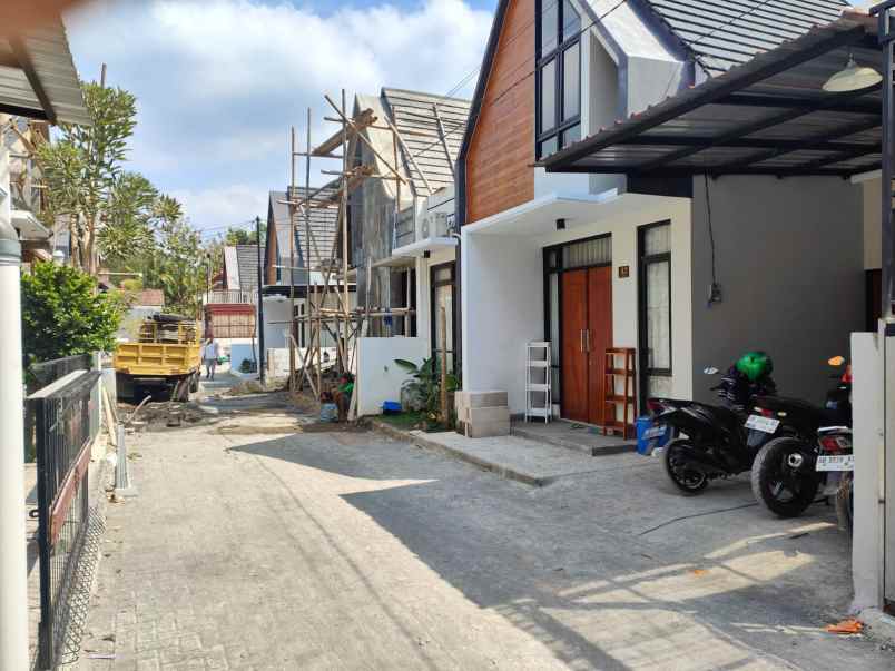 dijual rumah jalan karangjati