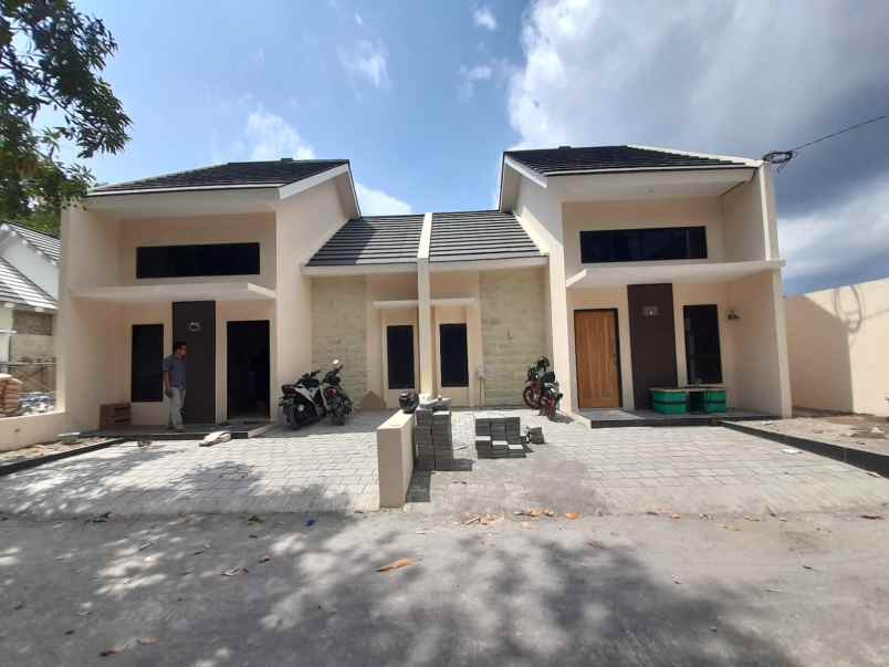 dijual rumah jalan kebon agung