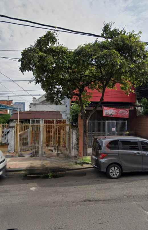 dijual rumah jalan kedungsari