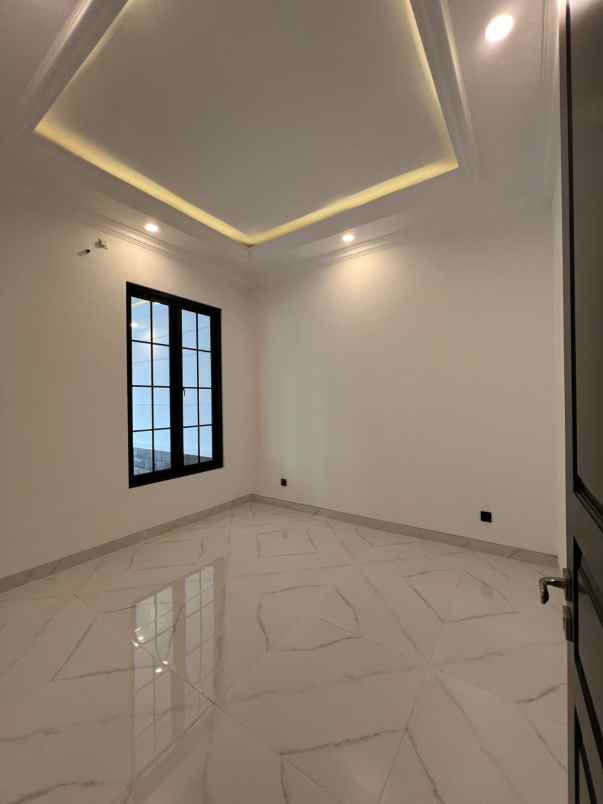 dijual rumah jalan kertajaya indah timur