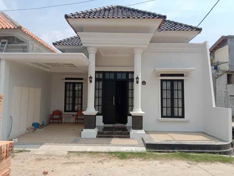 dijual rumah jalan m azzy sukarame