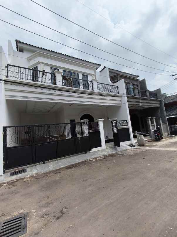 dijual rumah jalan perhubungan