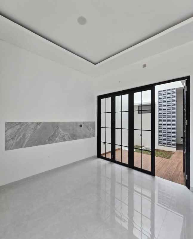 dijual rumah jalan raya cinere