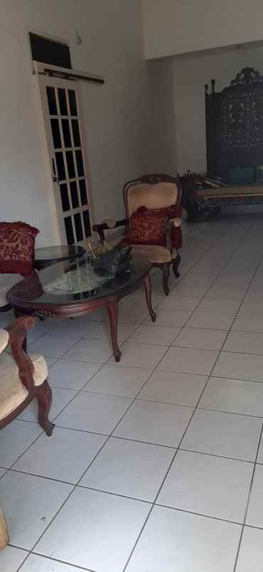 dijual rumah jalan raya kalimalang di