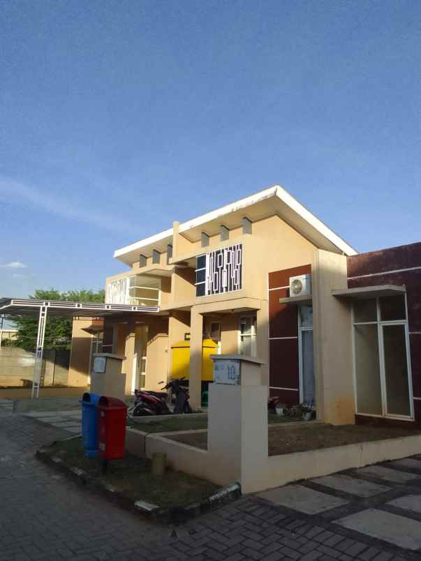 dijual rumah jalan raya sepatan mauk