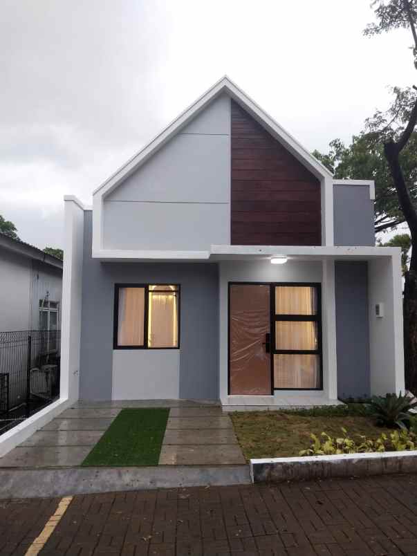 dijual rumah jalan raya serpong