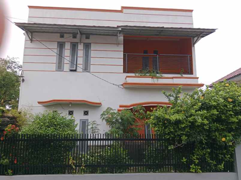 dijual rumah jalan sangaraja