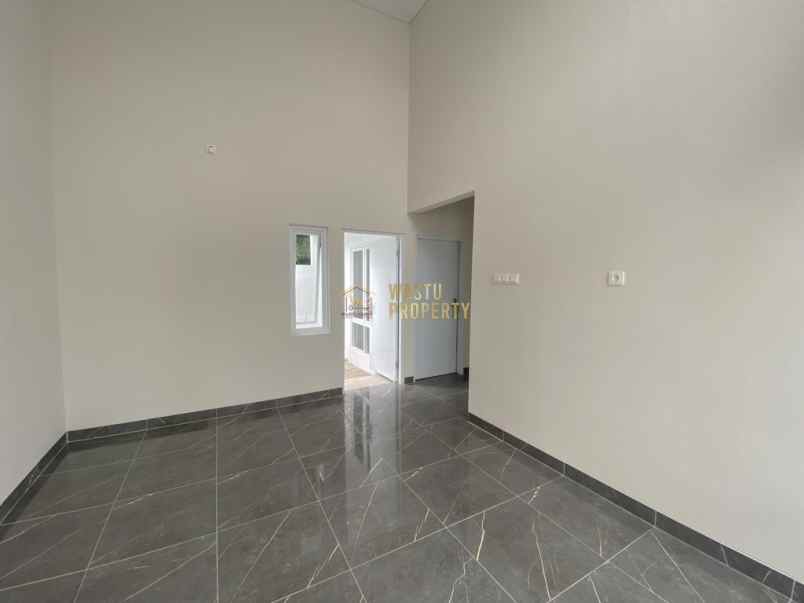 dijual rumah jalan wonosalam losari