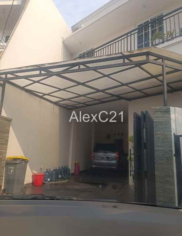 dijual rumah jati