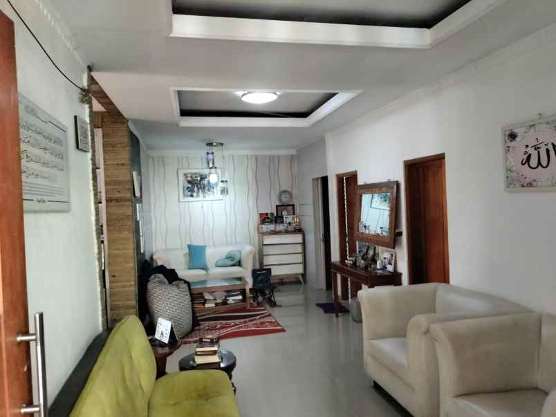 dijual rumah jatireja