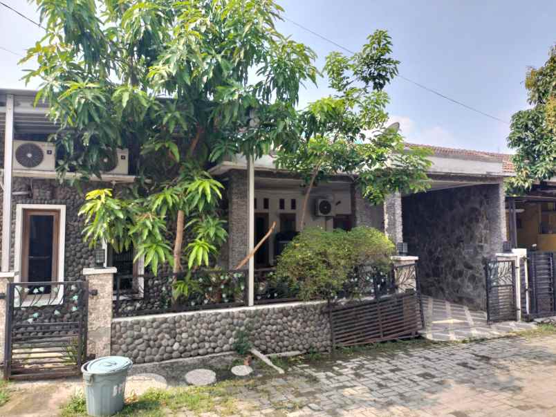 dijual rumah jatireja