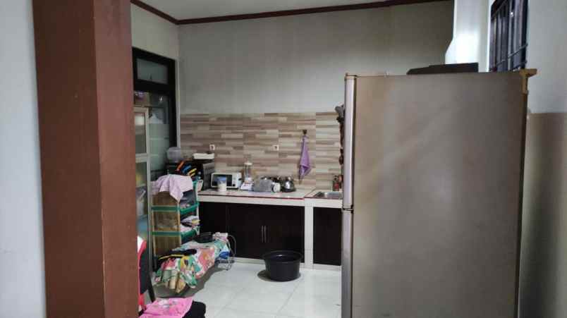 dijual rumah jatiwaringin asri