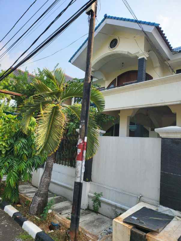 dijual rumah jk 136