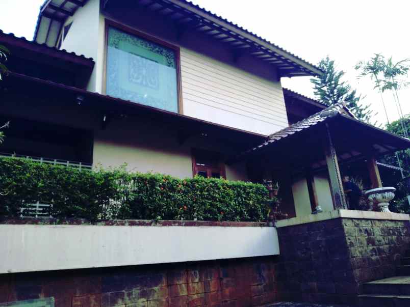 dijual rumah jl adhyaksa 9 no 1 rw 4 lb