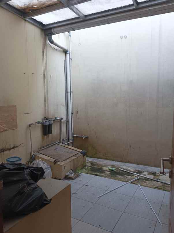 dijual rumah jl atang sanjaya