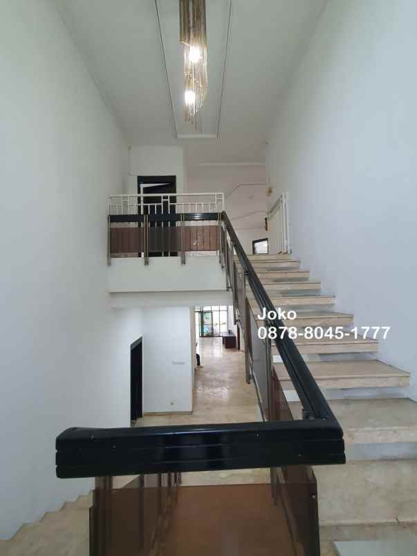 dijual rumah jl bangka