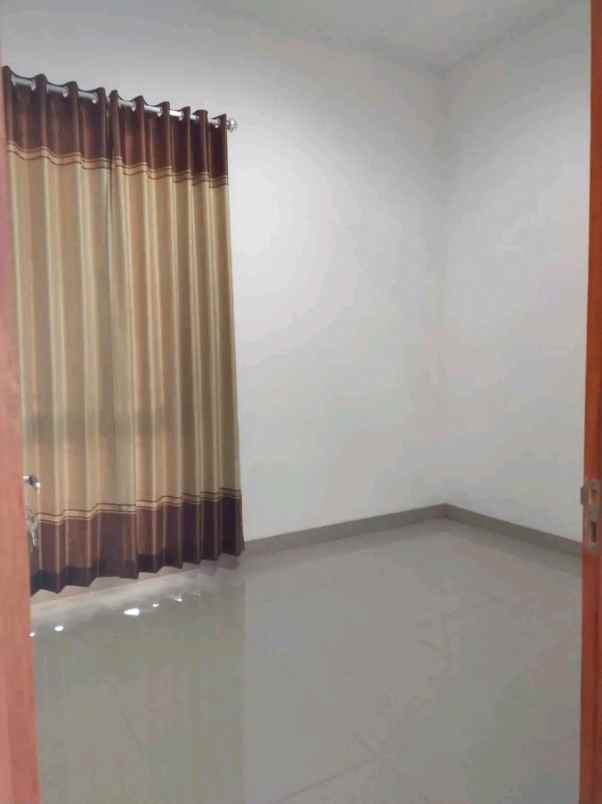 dijual rumah jl bantul km 7