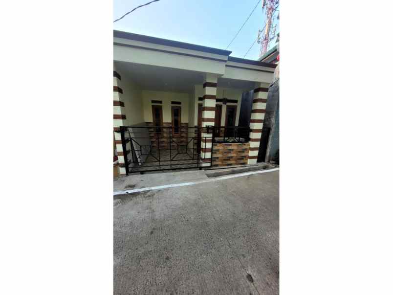 dijual rumah jl binawarga ii no 19 kel