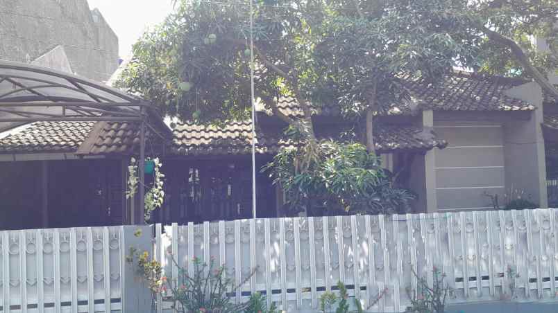 dijual rumah jl blitar antapani bandung