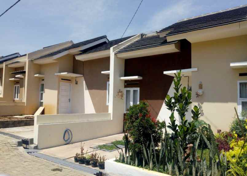 dijual rumah jl bojong cibodas