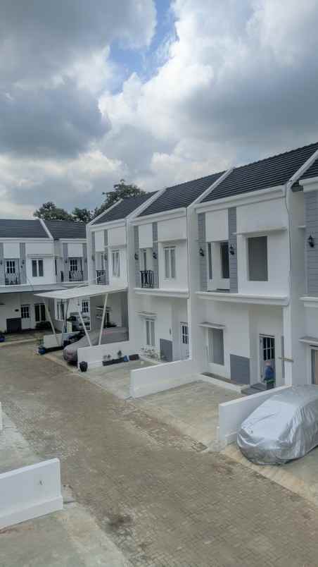 dijual rumah jl boro bugis rt 17 rw 03