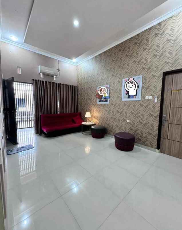 dijual rumah jl delima