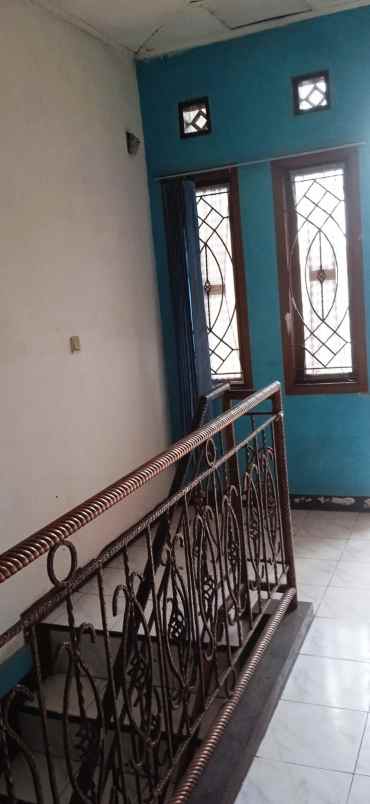 dijual rumah jl depok antapani bandung