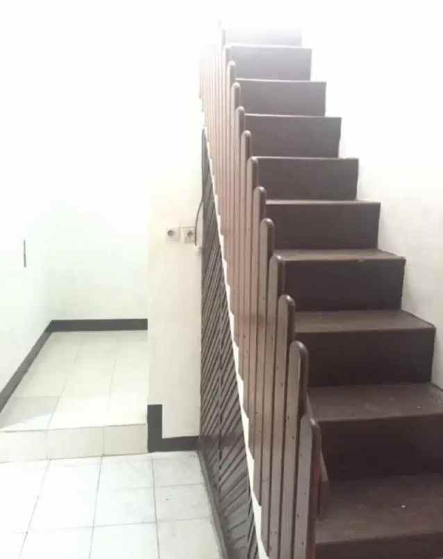 dijual rumah jl gunungsari indah blok