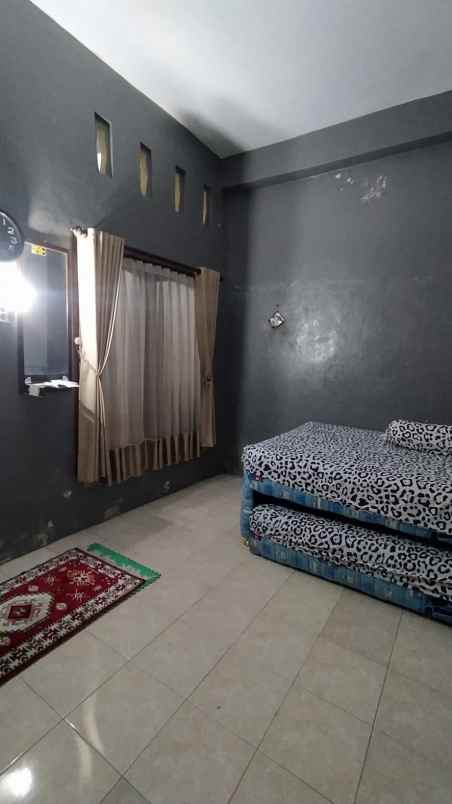 dijual rumah jl kaliurang km 12