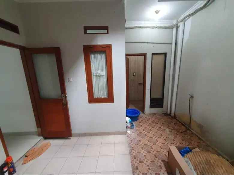 dijual rumah jl kav marinir pondok