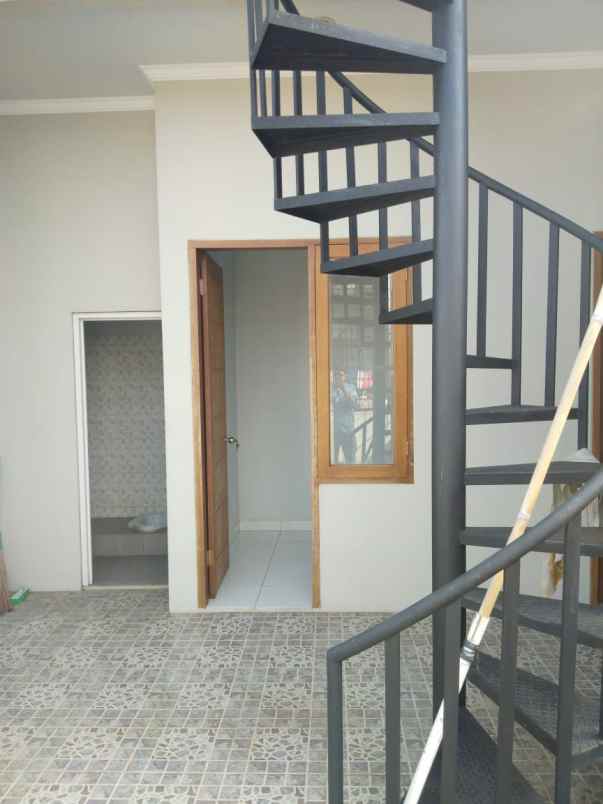 dijual rumah jl kejaksaan pondok bambu