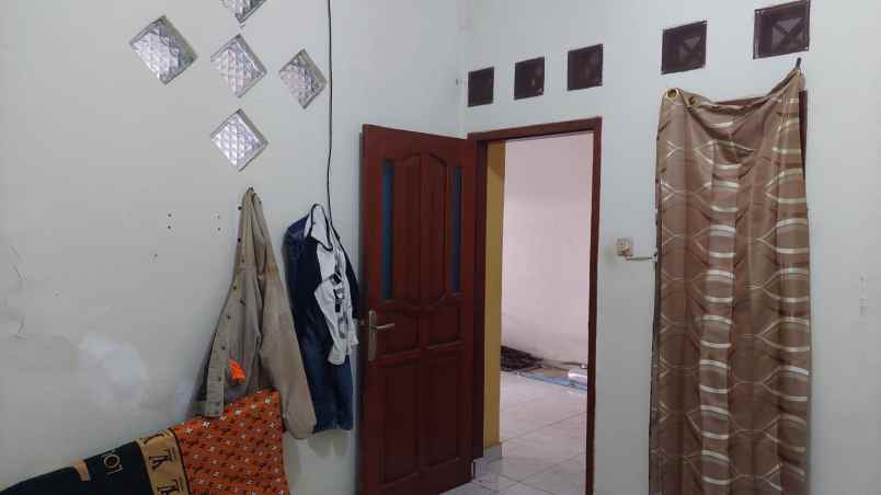 dijual rumah jl kuningan antapani bandung