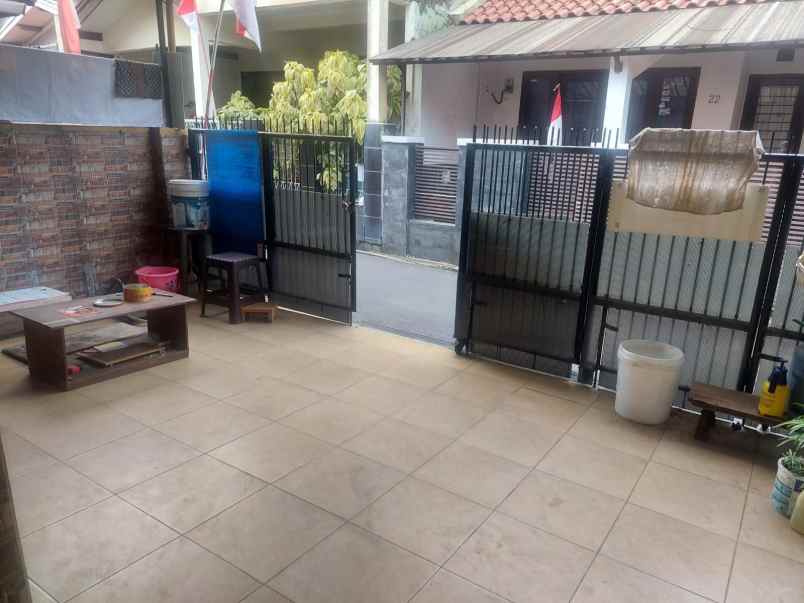 dijual rumah jl kuningan antapani bandung