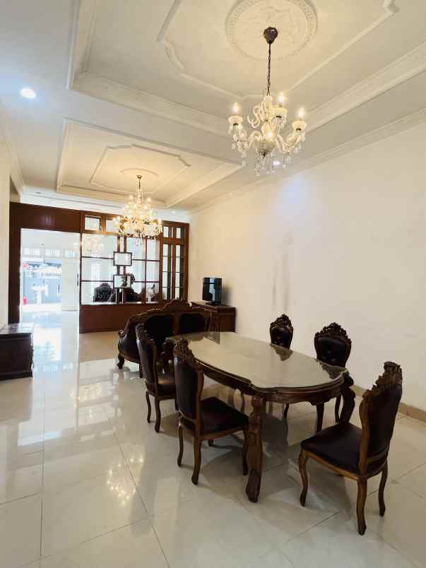 dijual rumah jl muncang no 54 b lagia