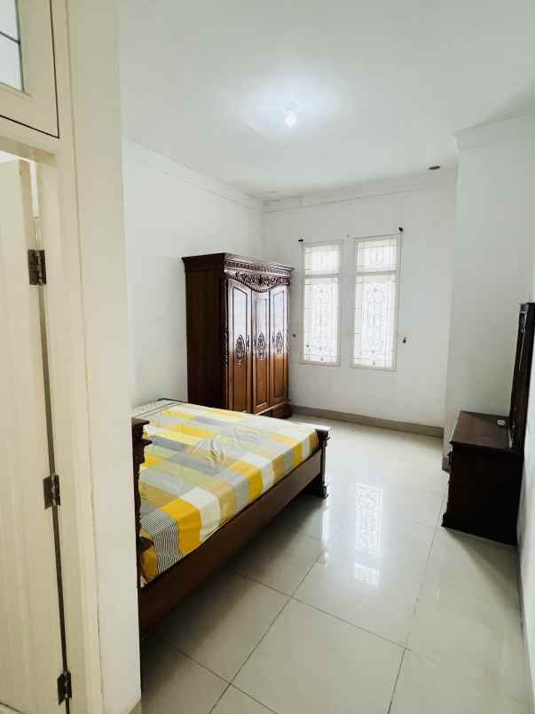 dijual rumah jl muncang no 54 b lagia