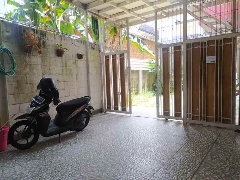 dijual rumah jl muria