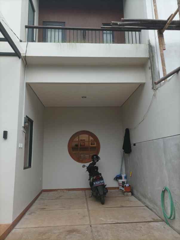 dijual rumah jl nusa indah raya duren