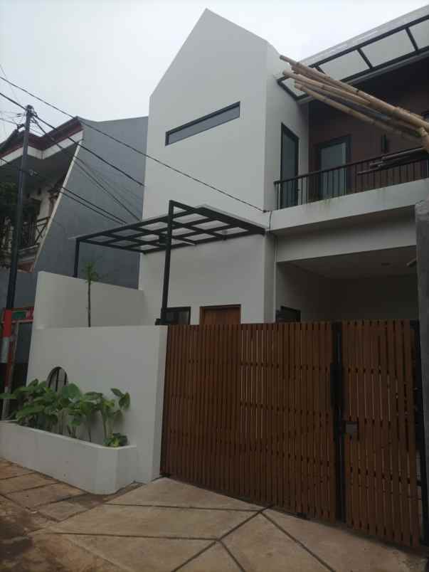 dijual rumah jl nusa indah raya duren