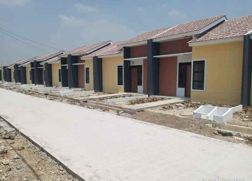 dijual rumah jl perum citra kebun mas