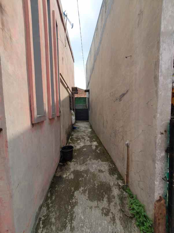 dijual rumah jl pitara raya